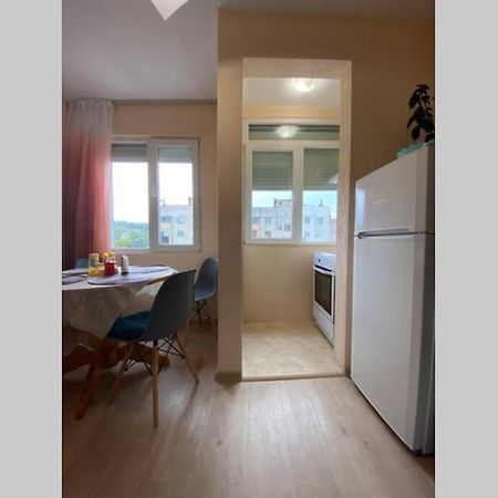Sunny Apartment By The River ساندانسكي المظهر الخارجي الصورة