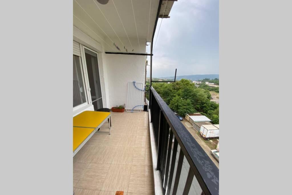 Sunny Apartment By The River ساندانسكي المظهر الخارجي الصورة